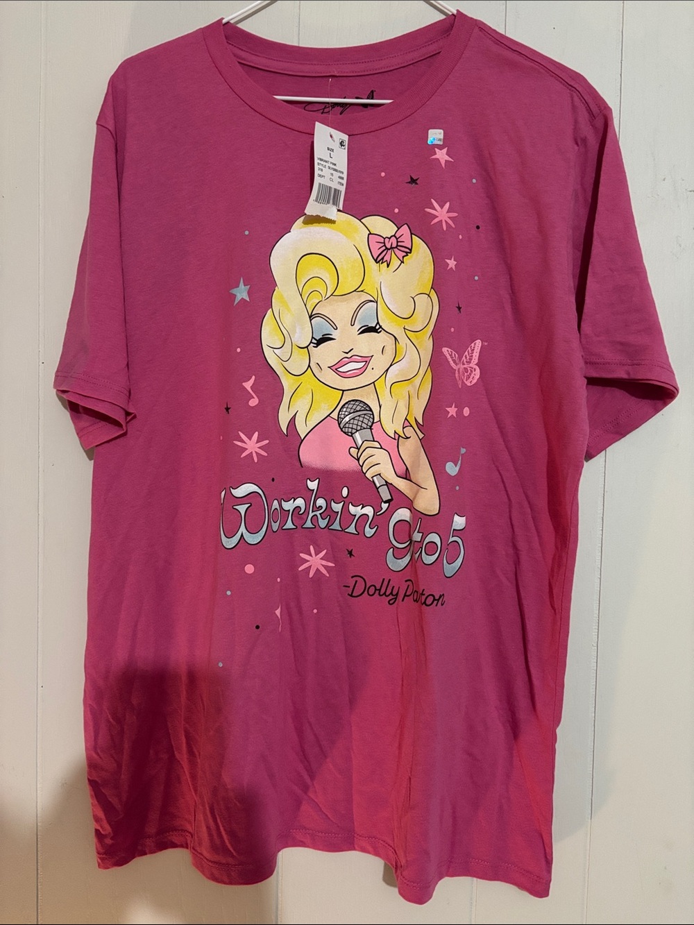 Dolly Parton official Short Sleeve Graphic Tee in Pink